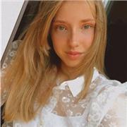 Gabriela, Neo studentessa di giurisprudenza vuole dare ripetizioni